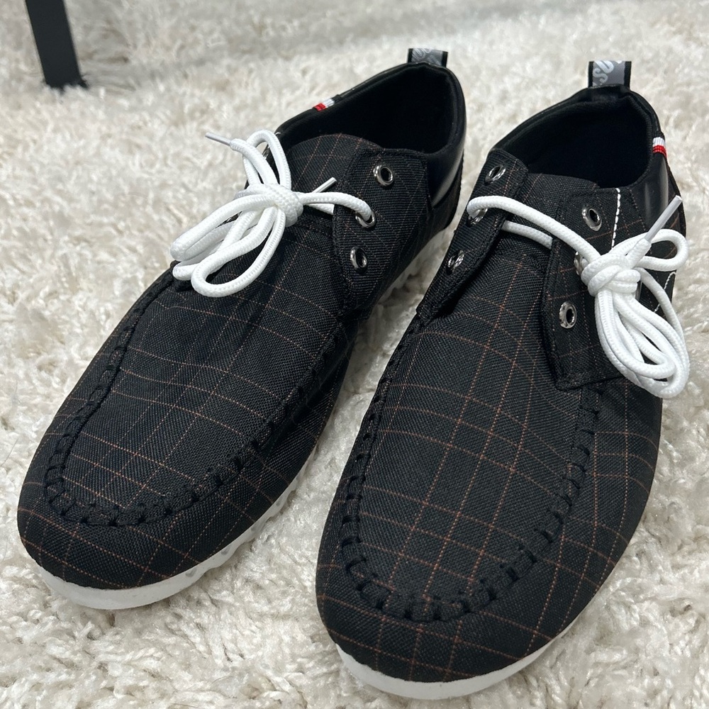 Size 11 (CN 46) BLACK Summer Men's Shoes
